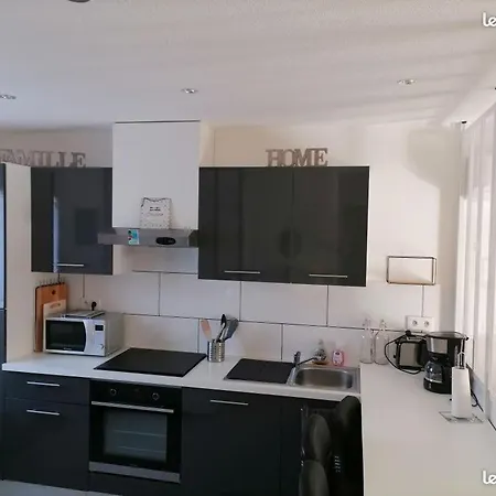 La * 拉隆德莱丝莫里斯